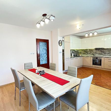 Spacious And Bright Maisonette Varna Center Buitenkant foto