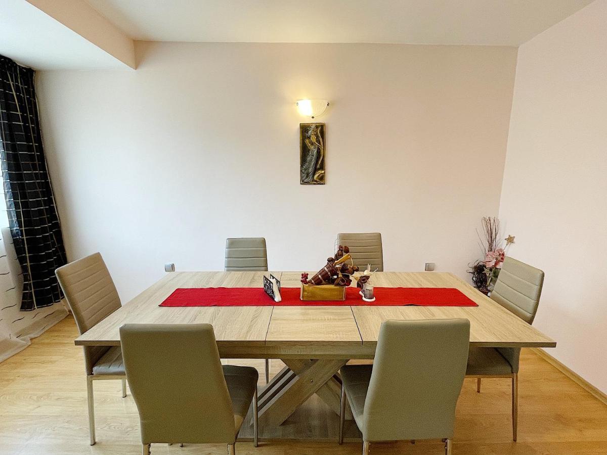 Spacious And Bright Maisonette Varna Center Buitenkant foto