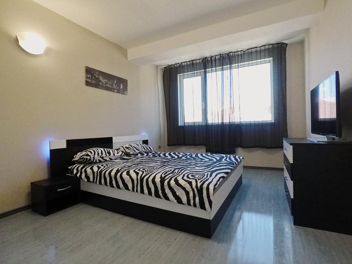 Spacious And Bright Maisonette Varna Center Buitenkant foto