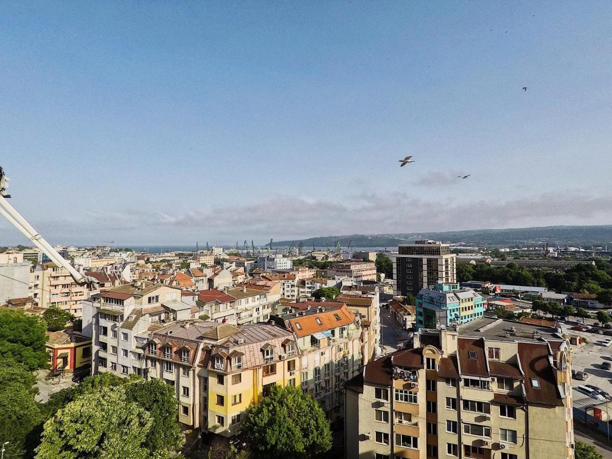 Spacious And Bright Maisonette Varna Center Buitenkant foto